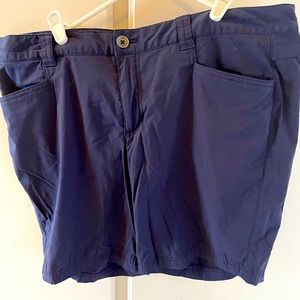 Eddie Bauer shorts in EUC!